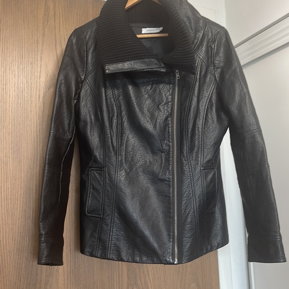 RICKIS Black Faux leather ladies spring jacket size 8 Medium short coat